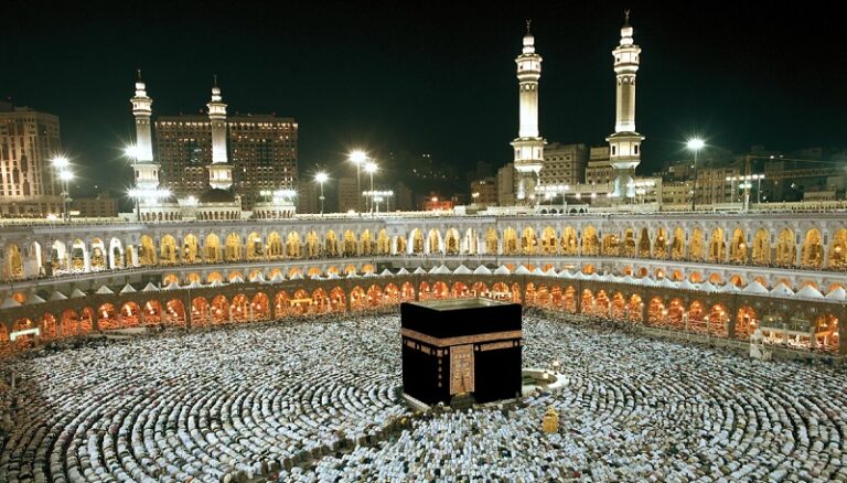 السيستاني: 17 حزيران أول أيام عيد الأضحى