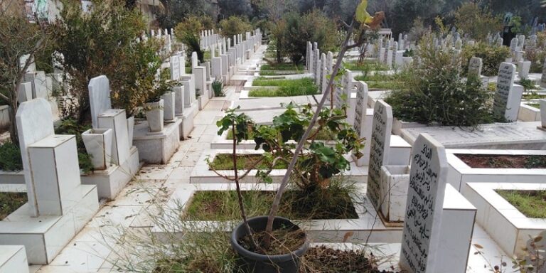 مدافن بئر حسن: نبش القبور لم يتوقّف!