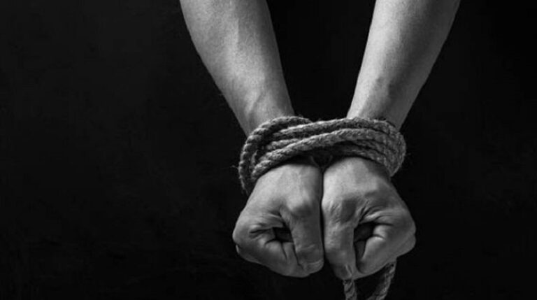 أوهم الأمن بـ”خطف كويتي”.. ونصب كميناً!