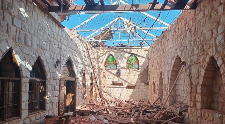 بالصور.. أضرار في مسجد مركبا