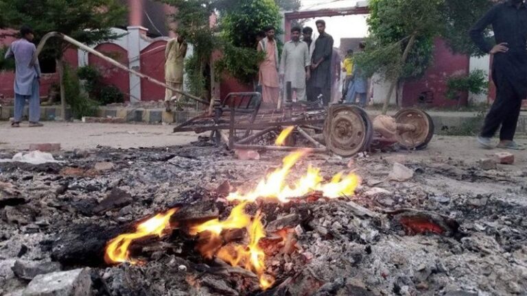 تفجير إنتحاري في باكستان