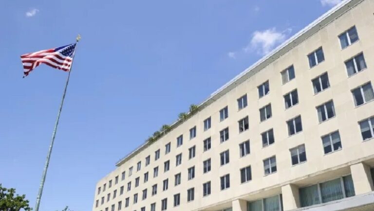 استقالة نائب مساعد وزير الخارجية الأميركية للشؤون “الإسرائيلية” الفلسطينية