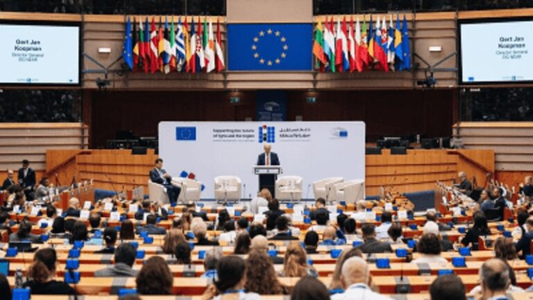 ما سمعه اللبنانيون على هامش مؤتمر بروكسل؟