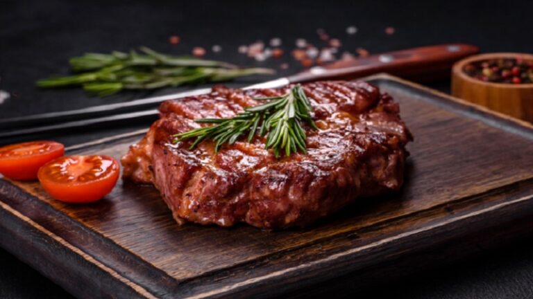 اللحوم تساعد على إطالة العمر؟