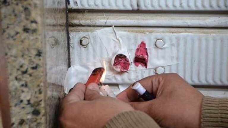 ختم معمل للشوكولا في المجيدل بالشمع الأحمر