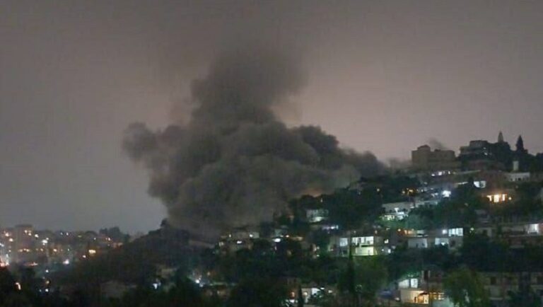 ليل عنيف على جنوب لبنان (فيديو)