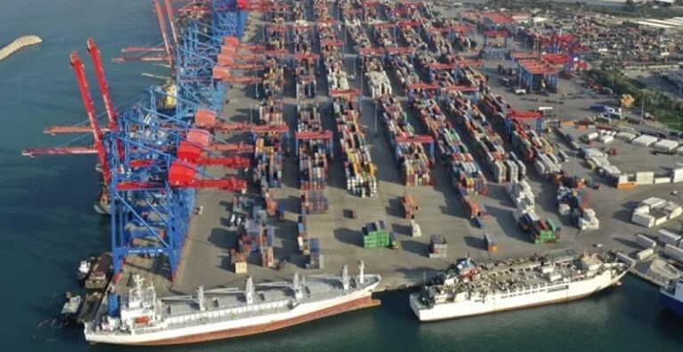 “الزراعة”: بواخر المواشي الواردة إلى مرفأ بيروت تفرغ فوراً