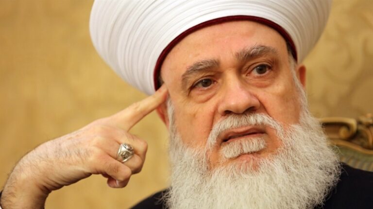 عثمان يتجاهل المفتي قباني!