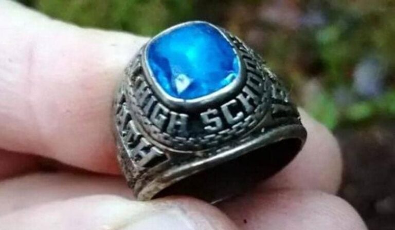 العثور على خاتم ضائع منذ نصف قرن!