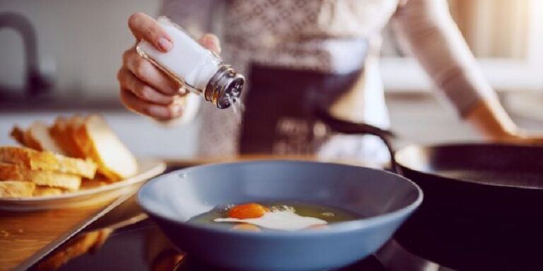 الرغبة الشديدة في تناول الأطعمة المالحة دليل على مرض شديد؟