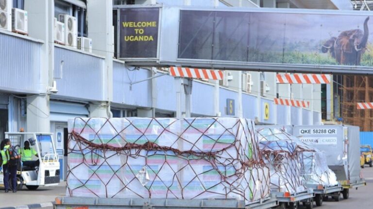 أوغندا تسترد 39 قطعة أثرية من جامعة “كمبريدج” البريطانية (صور)