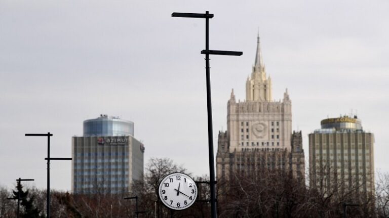 الخارجية الروسية: التصعيد “الإسرائيلي” في إيران غير قانوني