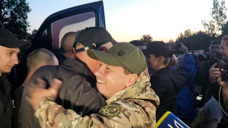 موسكو تتبادل مع كييف 90 أسيراً