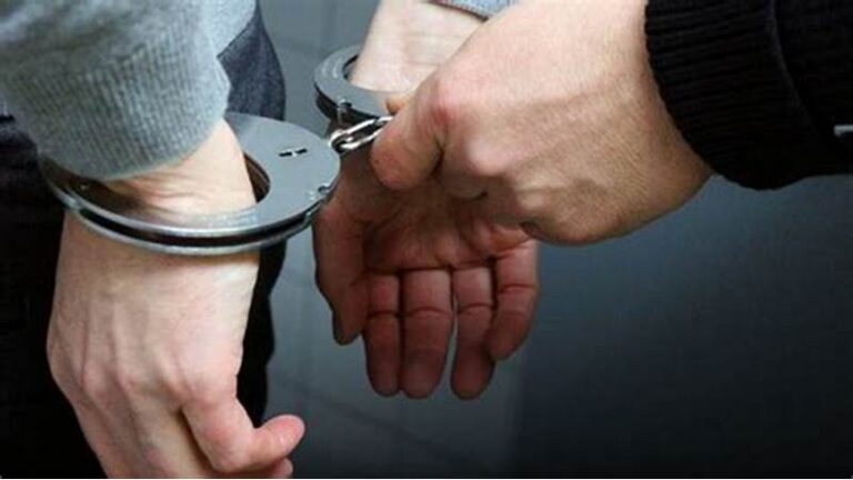 “الرأس المدبر” لعصابة سرقة بقبضة الأمن