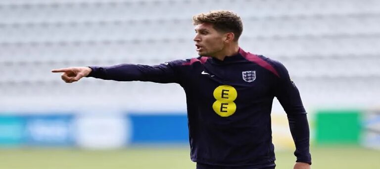 غياب ستونز عن تدريبات إنكلترا بسبب المرض