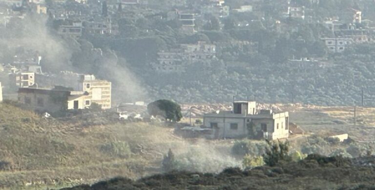 صاروخان معاديان على كفردجال