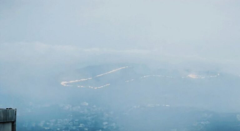 حريق كبير في تلة العويضة