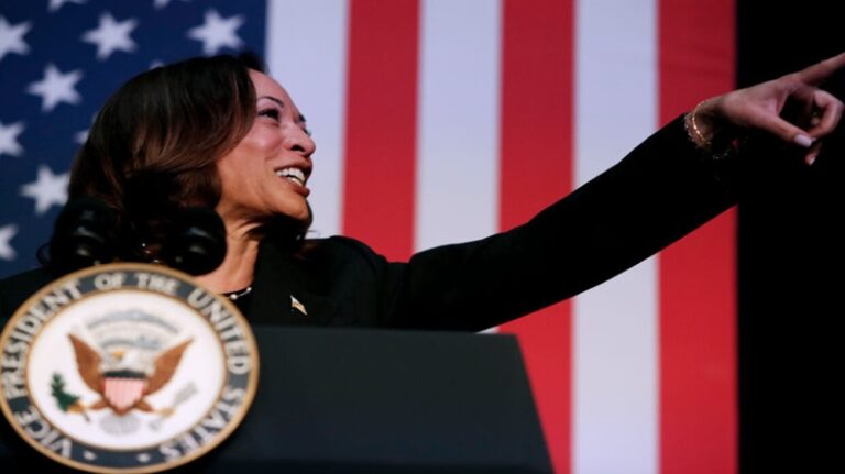 هاريس ترفض مناظرة ترامب!