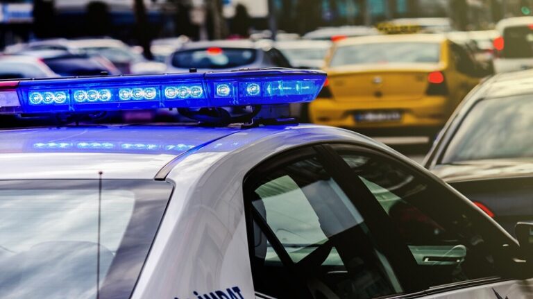 اعتقال روسي بتهمة تفجير سيارة مفخخة في موسكو (فيديو)