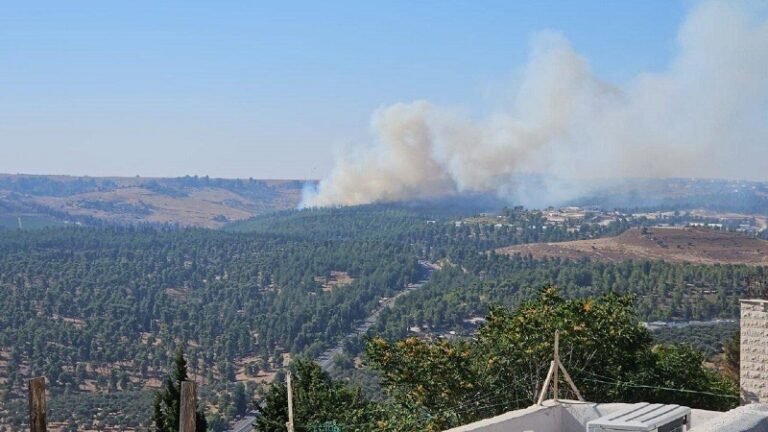 إعلام العدو: حرائق في “كاديتا” بقصف من لبنان.. وانفجار مسيرات في الجليل الغربي