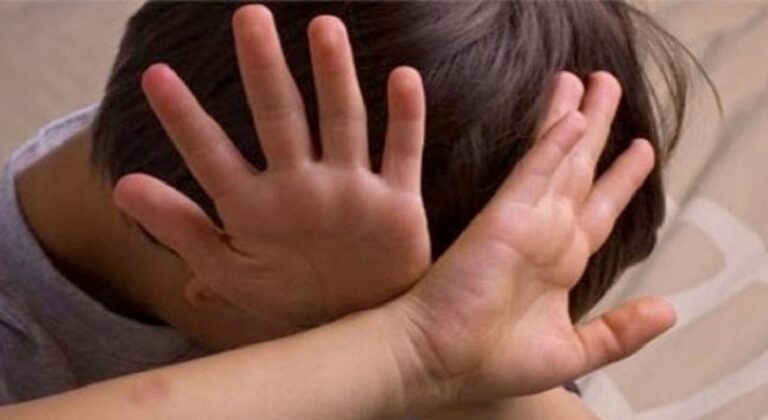 وفاة طفل سقط من الشرفة بعد تعرضه للإغتصاب!