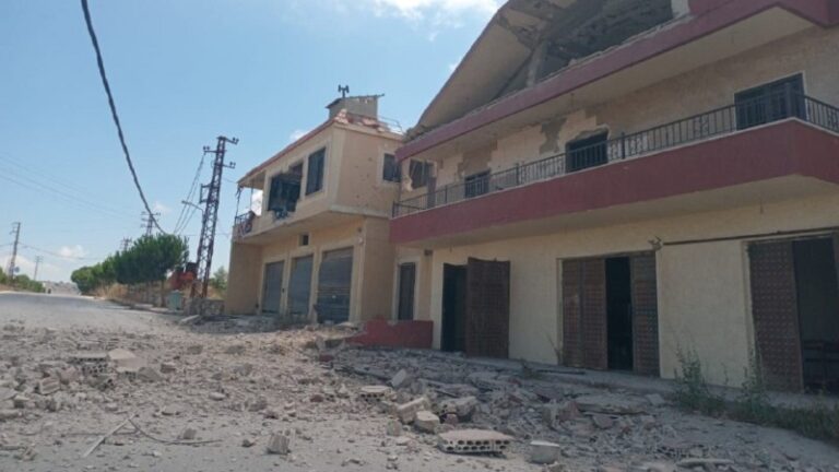 صواريخ على منازل في مركبا