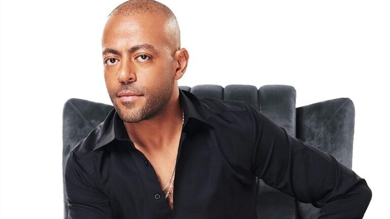 تامر عاشور: “ربنا رزقنا بأجمل بنت سيليا” (صورة)