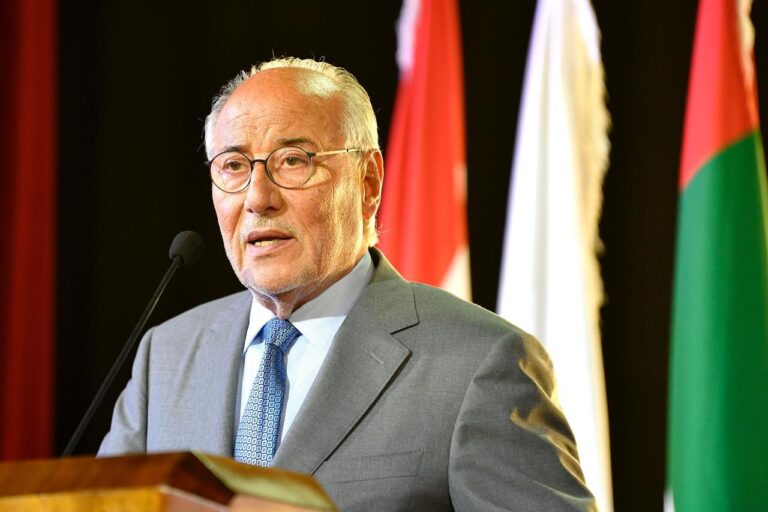 الحلبي في إحتفال “تحدي القراءة العربي”: “الإفادات” غير تربوية! (صور)