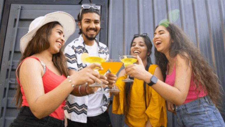 صديقك يساعد في إطالة عمرك!