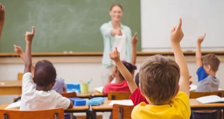 “تأنيث” التعليم في الأردن!