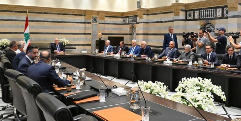 الحكومة تأخذ علماً بأسعار الصرف المتعدّدة