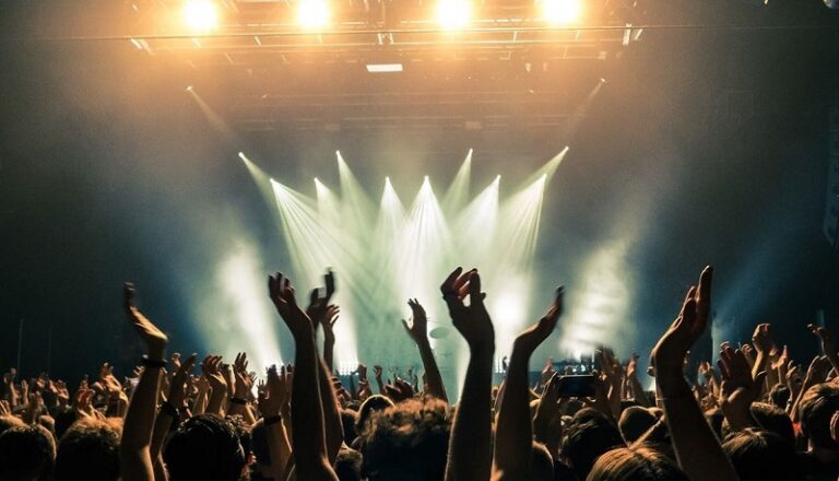 تأجيل حفلات غنائية في لبنان خوفاً من الحرب؟