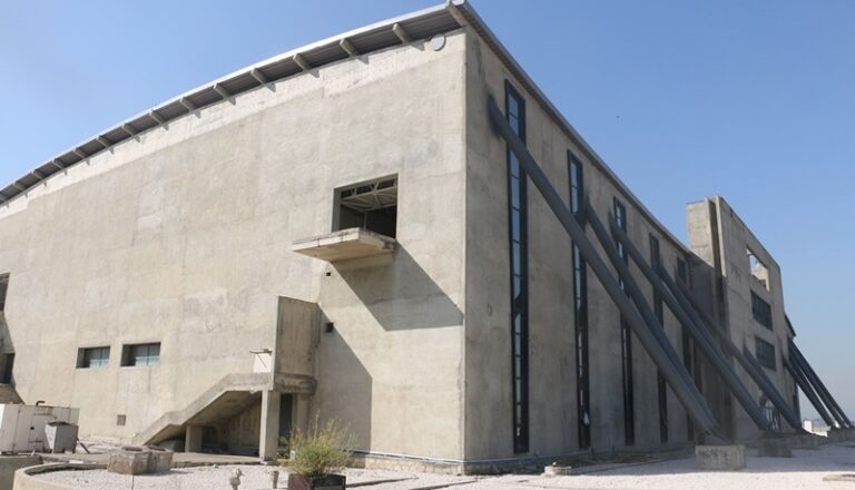 التقرير النهائيّ لملف مسبح اميل لحود: شبهات فساد