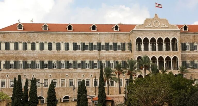 بدء جلسة مجلس الوزراء