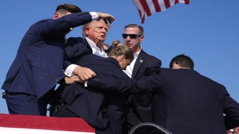 بايدن يتصل بترامب بعد محاولة الإغتيال