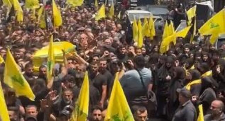 بالفيديو.. تشييع قتيل الضاحية