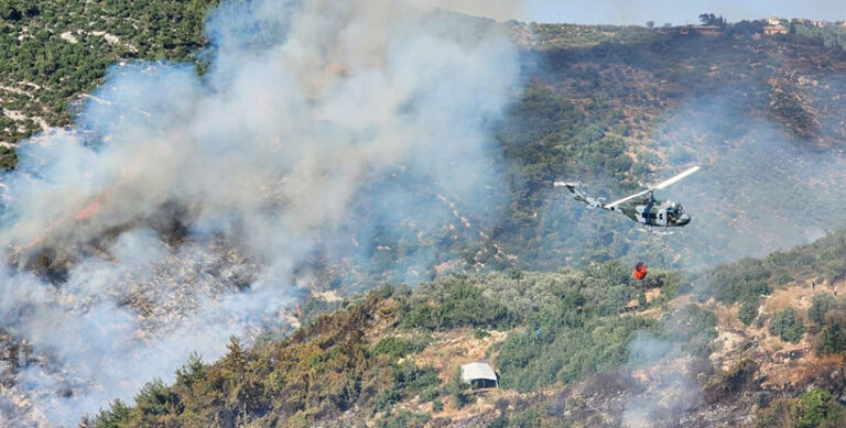 الجيش يخمد حريق قبعيت