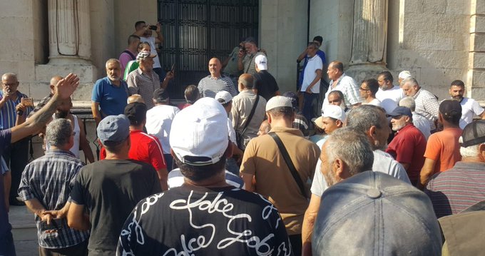 إعتصام لأصحاب بسطات سوق الأحد في طرابلس