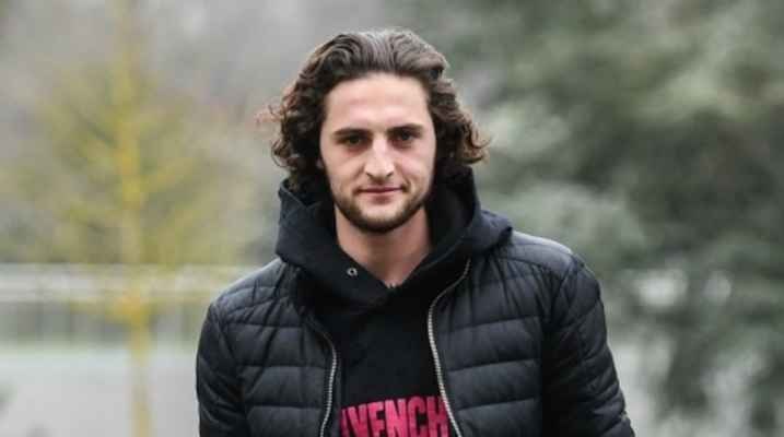 ليفربول ينفي إهتمامه بالتعاقد مع رابيو