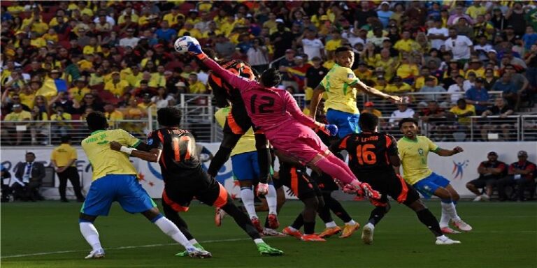 البرازيل تضرب موعداً مع الأوروغواي بربع نهائي “الكوبا” وتخسر فينيسيوس جونيور