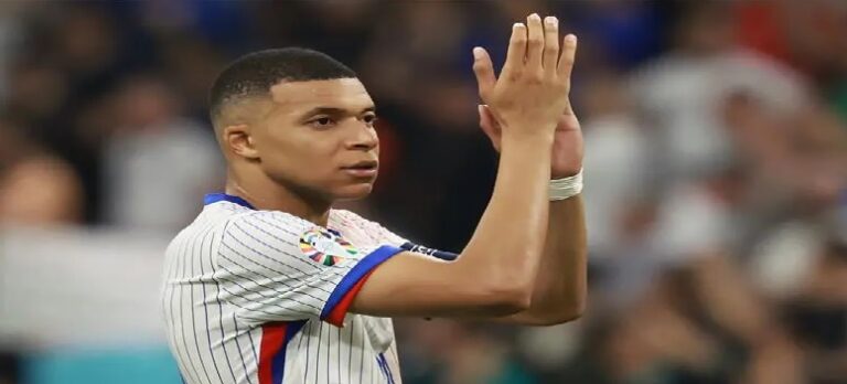 أول تعليق من مبابي بعد خروج فرنسا من اليورو