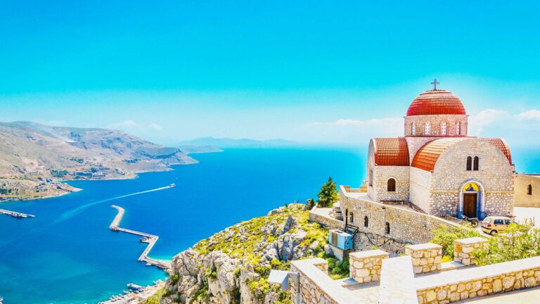 قبرص مستعدة لعمليات إجلاء من الشرق الأوسط