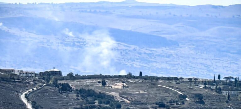 وابل من الصواريخ على قواعد العدو في الجولان