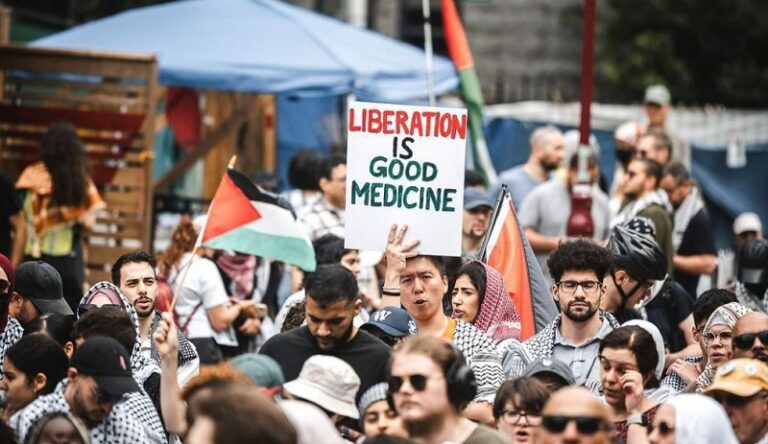 مؤيدون لفلسطين يحتجون على فعالية لجنود الإحتلال في كندا