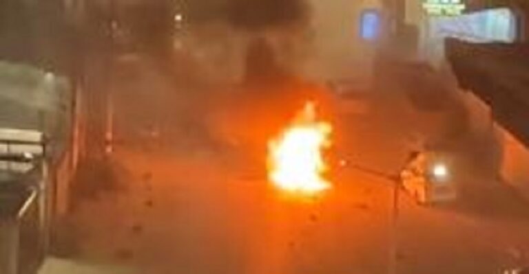 بالفيديو – شهيدان باستهداف سيارة في جنين