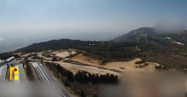 بالفيديو.. استهداف طاقم إطلاق المحلّقات في موقع المرج