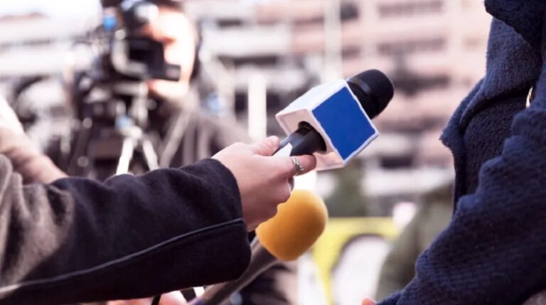 الإعلام الأجنبي إلى بيروت