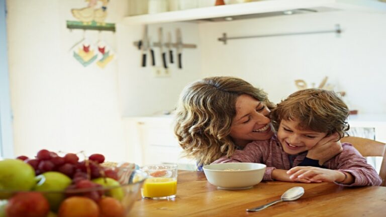 نصائح للحفاظ على ذكاء طفلك مع العودة إلى المدارس