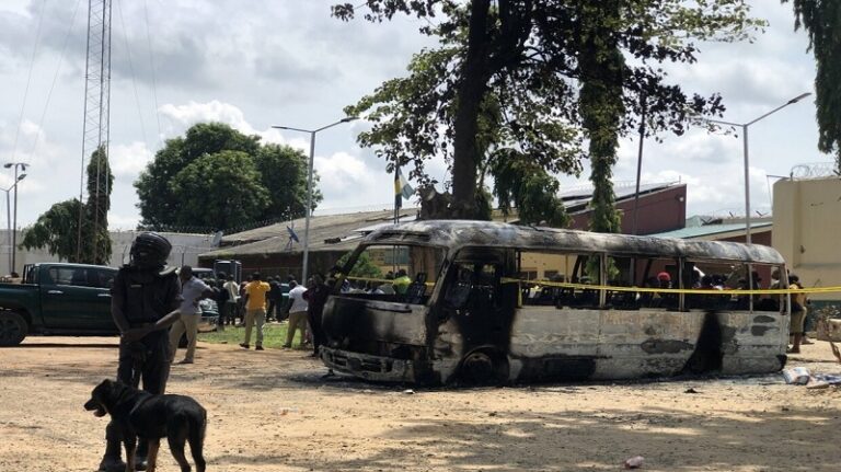 17 قتيلاً بهجوم مسلح في نيجيريا