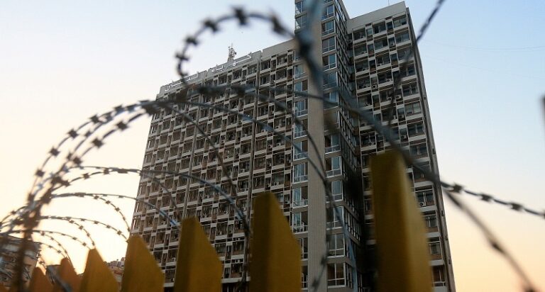 من قرر تحميل الدولة خسائر القطاع المصرفي؟